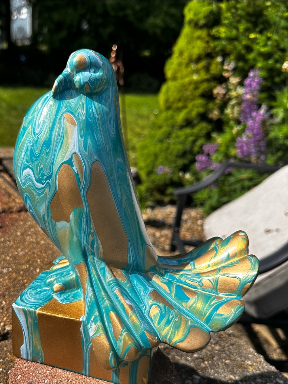 Hand crafted abstract painted Turquoise and Gold Bird ceramic statue - Picture 3 of 12